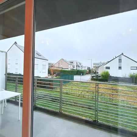 Modern Comfort 2 Bedroom W Balcony&parking-mam1 Apartment